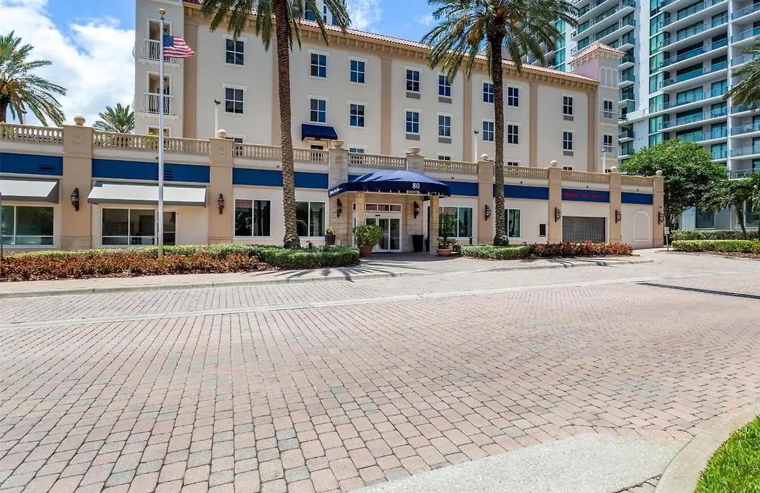 Hampton Inn & Suites St. Petersburg/Downtown-1