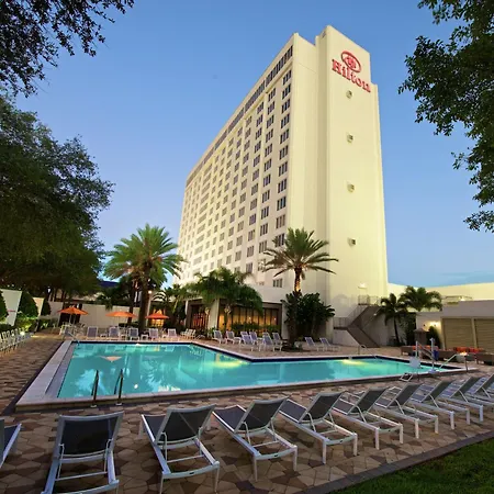 Hilton St. Petersburg Bayfront-3